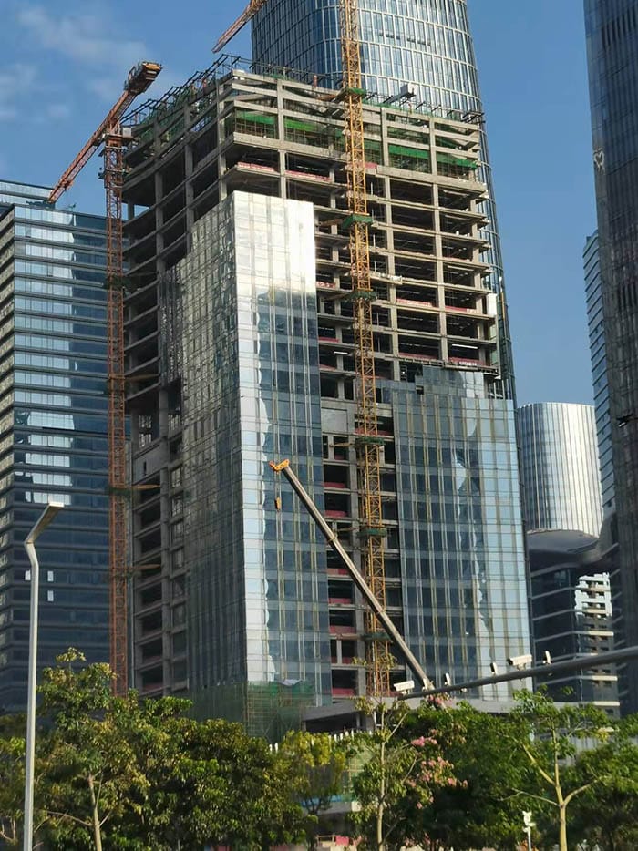 Commercial building glass curtain wall