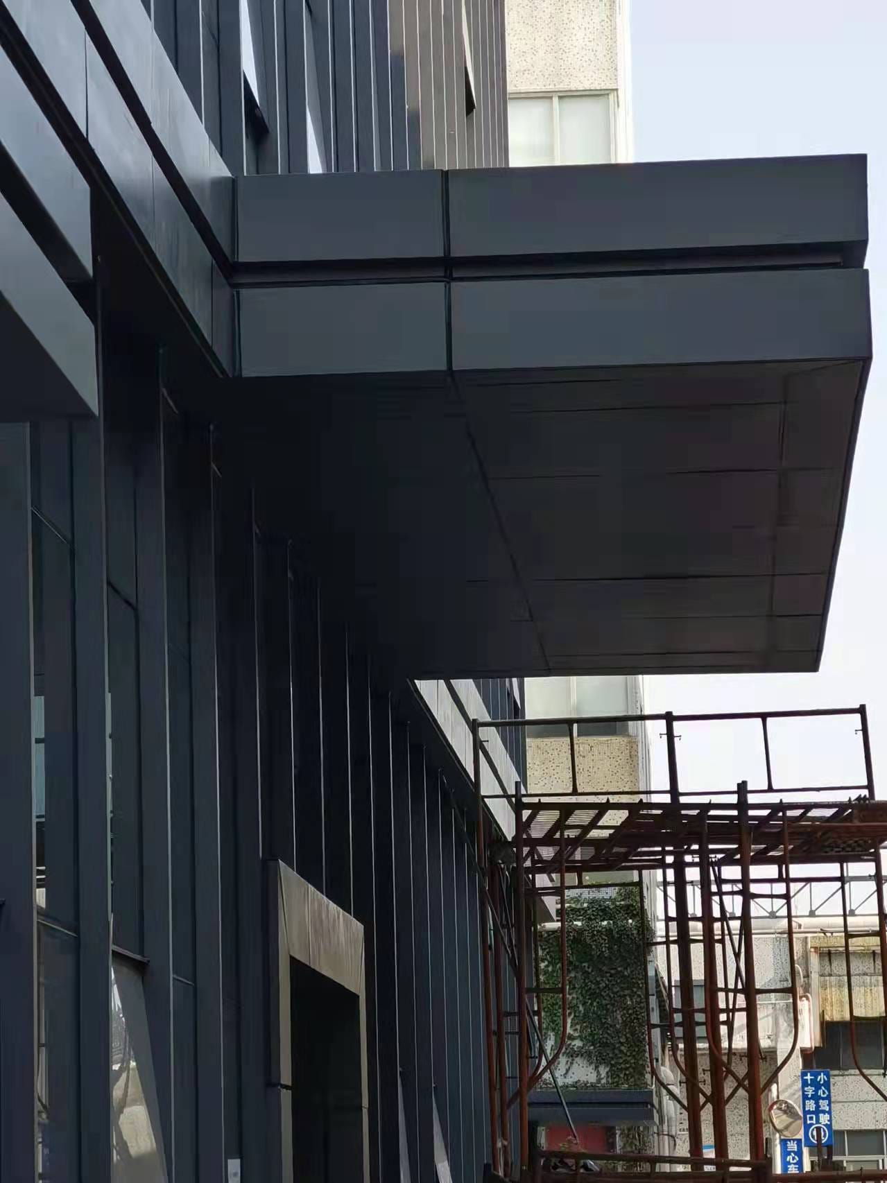 Office building curtain wall construction