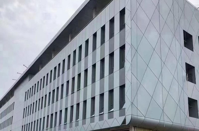 Aluminum curtain wall