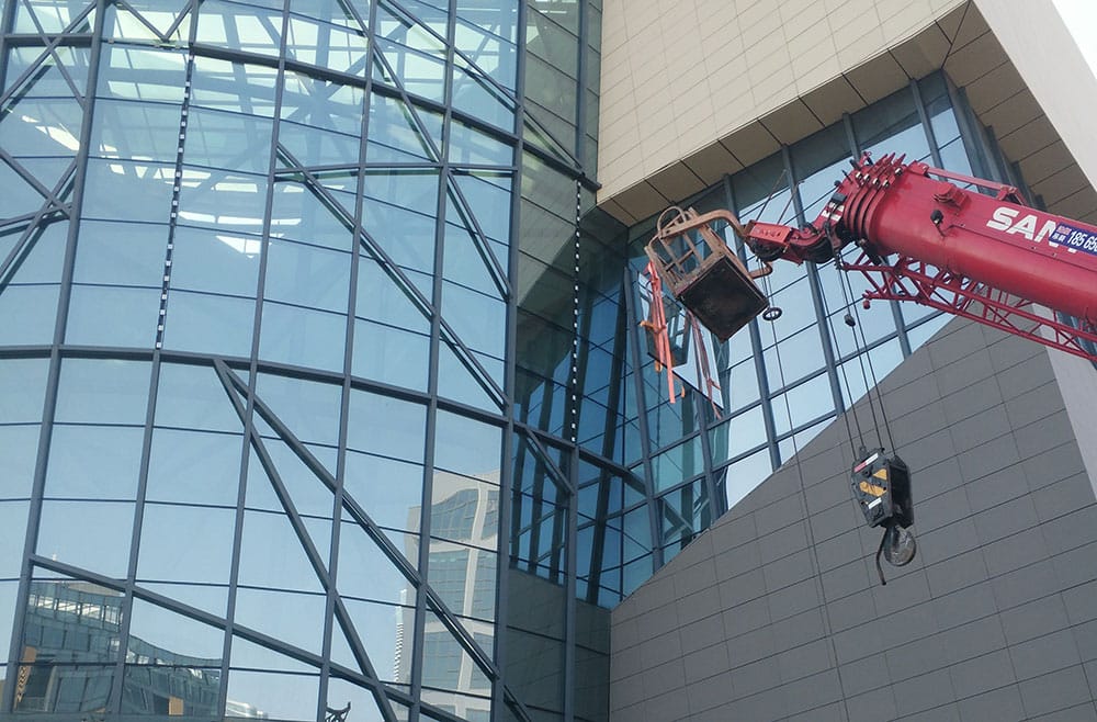 Glass curtain wall repair and replacement