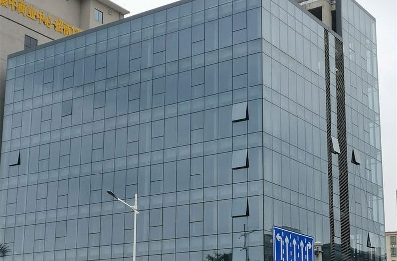 Hidden frame glass curtain wall
