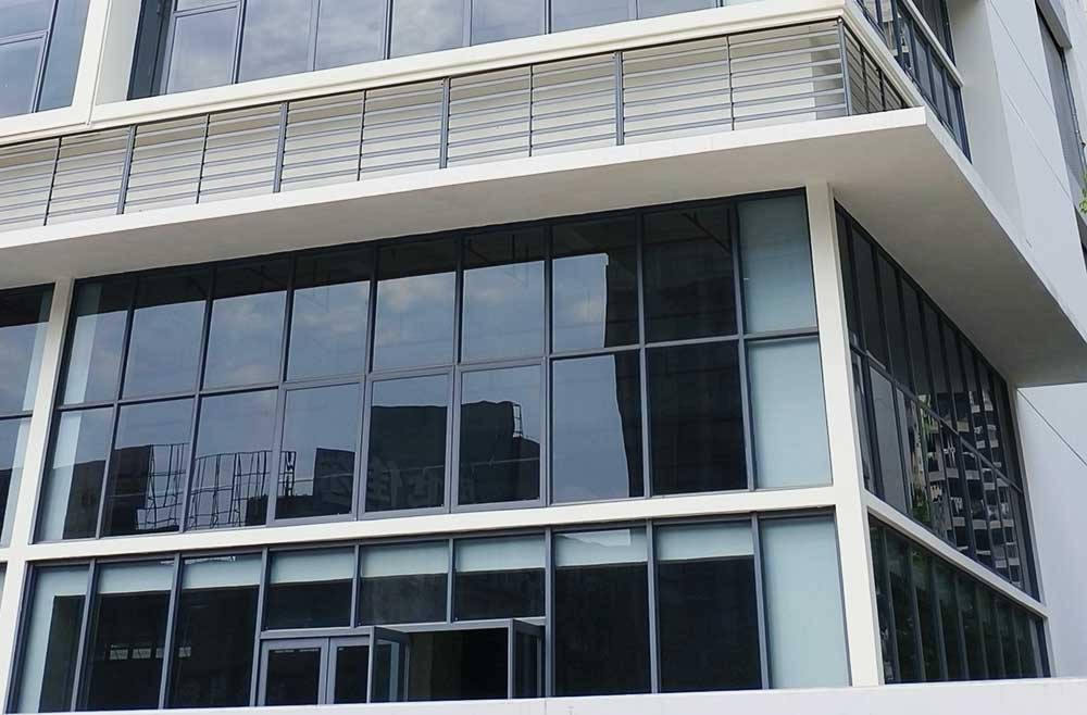 Glass Curtain Wall Contractors