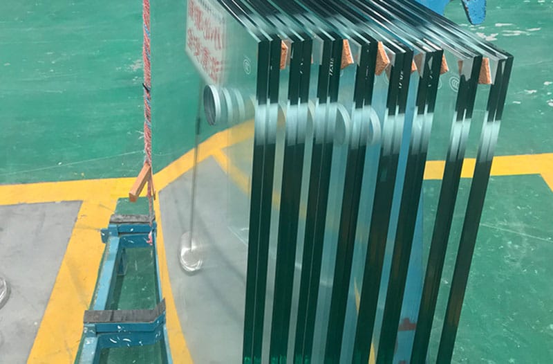 Laminated glass