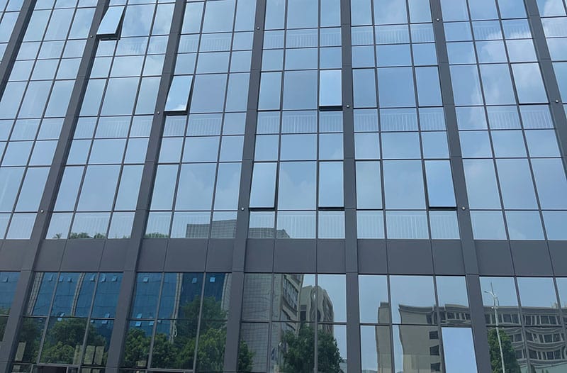 Maintenance of Glass Curtain Walls