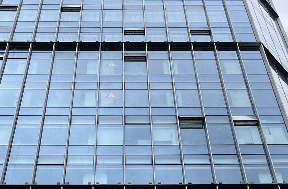 Differences Between Semi-Unitized (Semi-Exposed) and Exposed Frame Glass Curtain Walls